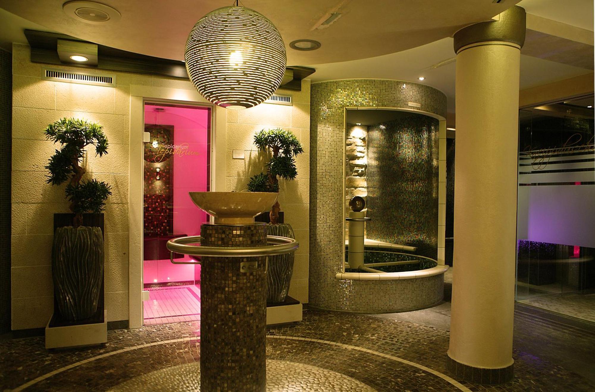 Der Heidehof Conference & Spa Resort Gaimersheim Extérieur photo